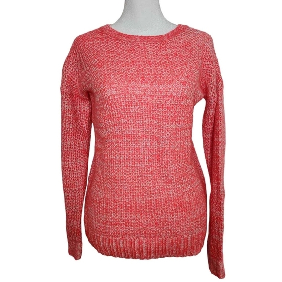 So junior's hot pink knit pullover sweater size medium - Picture 1 of 6